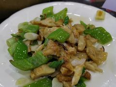 -泸沽肴(泸沽湖大洛水村农村信用社旁店)