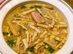 鸡汤天目笋-伙靠·江浙菜(田林路店)