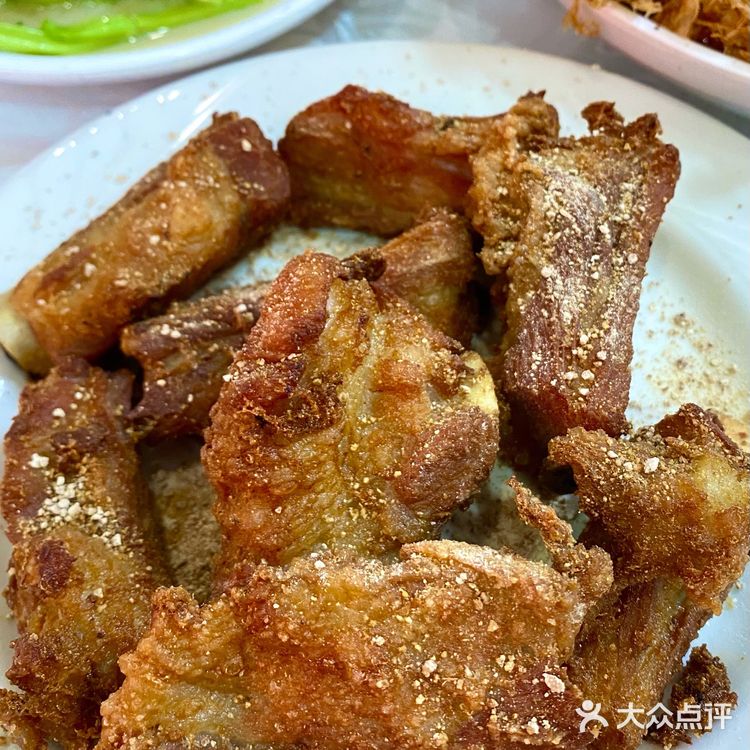 来到江门就是为了这一口新鲜脆口的烧鹅！