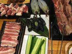 -炙忧烤肉屋(中国铁建广场店)