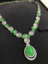 -北京七彩云南翡翠珠宝旗舰店(月坛店)