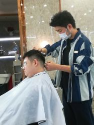 -Meng Lang 梦郎白金店