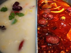 鸳鸯锅-湊湊火锅·茶憩(新中关购物中心店)