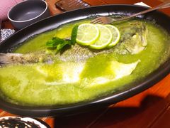 青柠檬鲈鱼-默加东南亚美食(大宁音乐广场店)