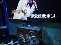-UK派对KTV(日月广场店)
