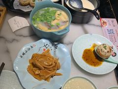 -京城小江南·北京烤鸭·江南土菜·白鱼(中关村店)