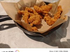 -必胜客(上海新南方商城PH店)