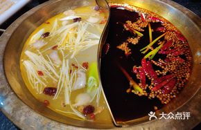 Mushroom Soup with Red Oil Pot