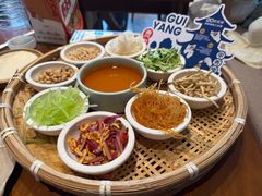 -包整·丝娃娃(甲秀楼景观店)