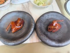 脆皮妙龄鸽-新荣记(新源南路店)