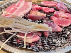 -红沃鳗鱼黑牛烤肉店(不老街店)
