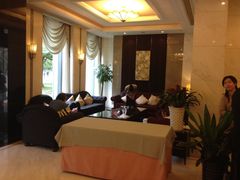 -御花园·粤菜·海鲜火锅(中山公园店)