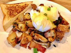 -Common Table · Brunch & Coffee