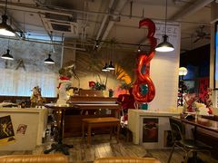 -mordew加州日记西餐&小酒馆(新天地店)