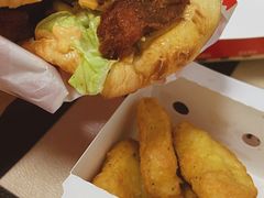 -百联临沂购物中心(临沂路店)