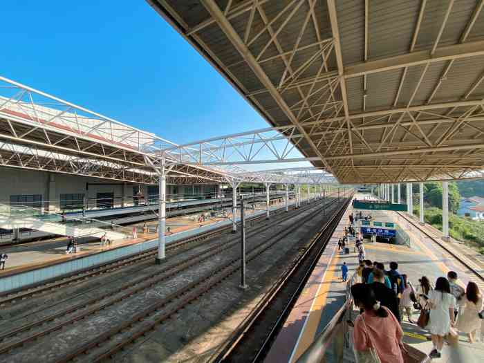 岳阳东站-"时间太赶,本打算去岳阳楼看看,作罢. ."-大众点评移动版