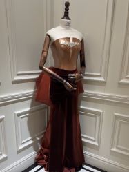 -拉瑞娜LaReine婚纱礼服高级定制
