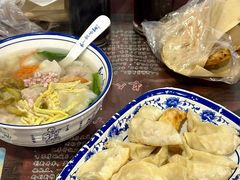 -长人馄饨铺(解放街店)
