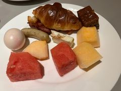 -海口绿发希尔顿酒店-田园汇自助餐·三文鱼·海鲜