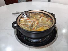 -菌之家·专业纯野生菌火锅·特色炒菌