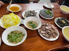 -宝瑞门钉肉饼店