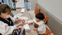 -进巍美甲美睫店