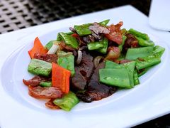 港式腊味炒荷兰豆-梧桐餐厅(泉城路店)