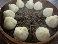 -吾介小籠館
