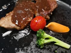 -吉布鲁牛排海鲜自助(乐山万达店)