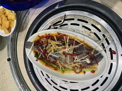 黑头鱼-船梆煮•蒸汽海鲜·炉火烤肉(五四广场店)