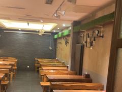 -万记麻辣烫国展总店