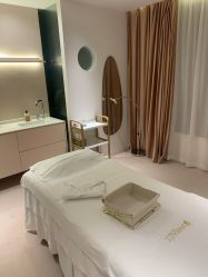 -yiibeauty艺颜之家