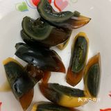夏日必备简单快手菜皮蛋拌豆腐