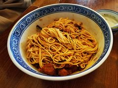 辣肉面-沪西老弄堂面馆(定西路店)