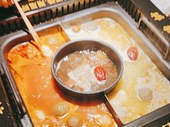 -老牌坊云南鱼豆花火锅(哈西万达店)