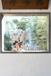 -一揽芳华汉服旗袍体验馆(拙政园店)