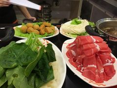 -呷哺呷哺(新世界百货望京店)