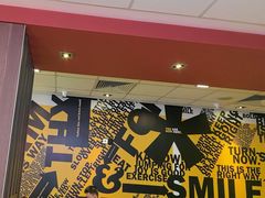 -麦当劳(汉口火车站候车室店)