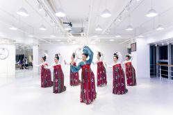 -深舞形体民族舞蹈工作室