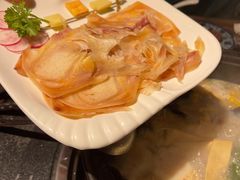-大匠工房古船木艺术餐厅·猪肚鸡专门店(长白仙岛店)