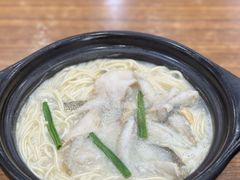 黄鱼煨面-阿娘面馆