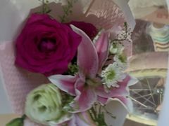 -何兮花店·气球派对鲜花店(马桥银春路万科城店)