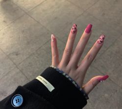 -悦指间美甲美睫