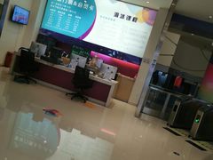 -冰纷万象滑冰场(二七万象城店)