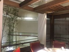 -九头鹰家宴(岳家嘴店)