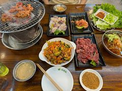 -韩风烤牛肉冷面店
