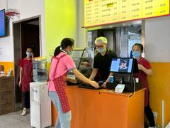 -万红路羊汤烧饼店(将台路店)
