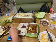 -烤满分·东北烧烤(首经贸店)