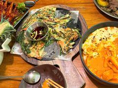 菠萝沙拉-恩你小木屋·韩式料理(假日广场店)