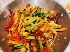 -渔语鱼酸菜鱼新川菜(来福士店)